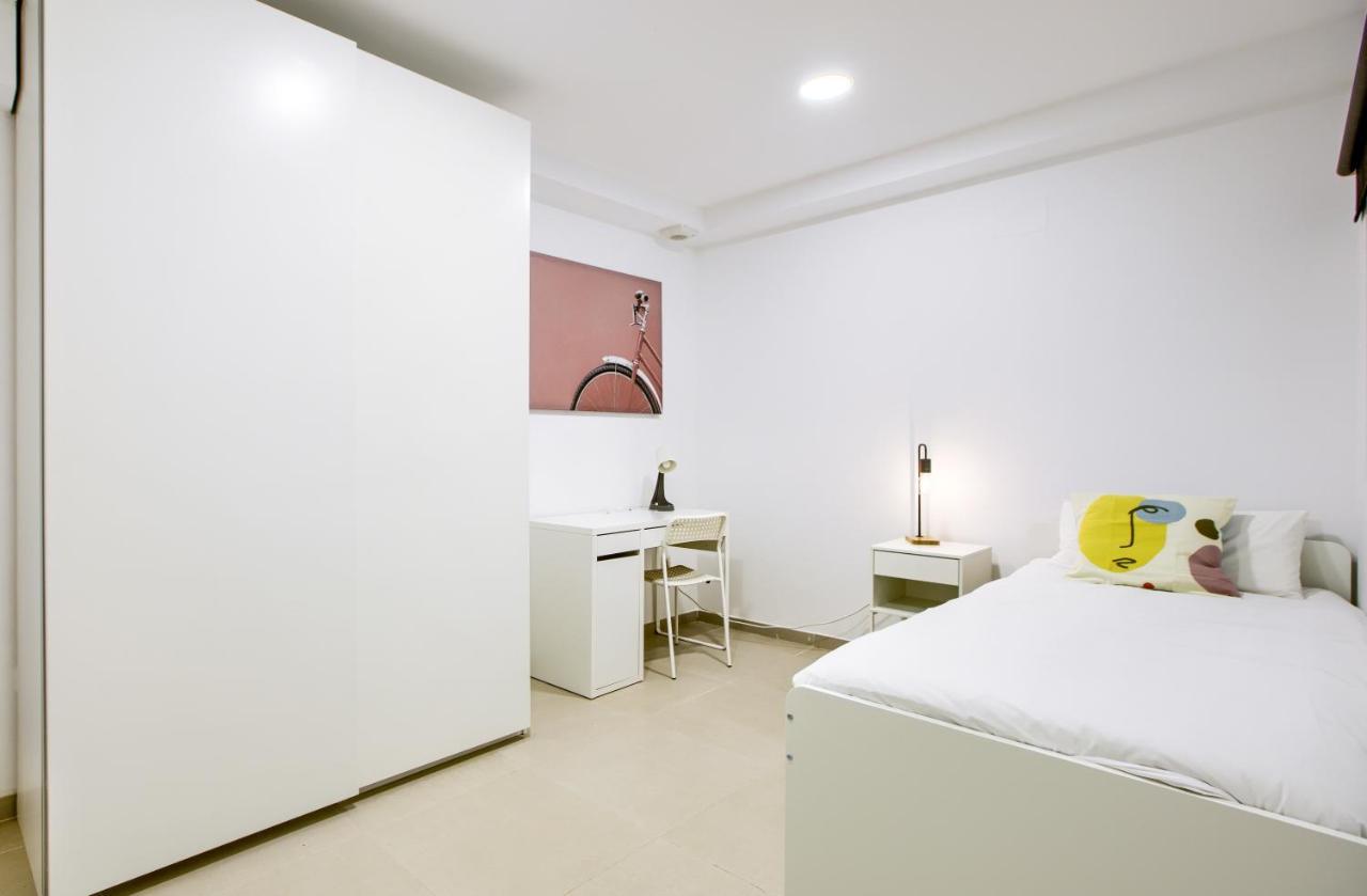 Charming Madrid La Elipa - 3 Dormitorios エクステリア 写真